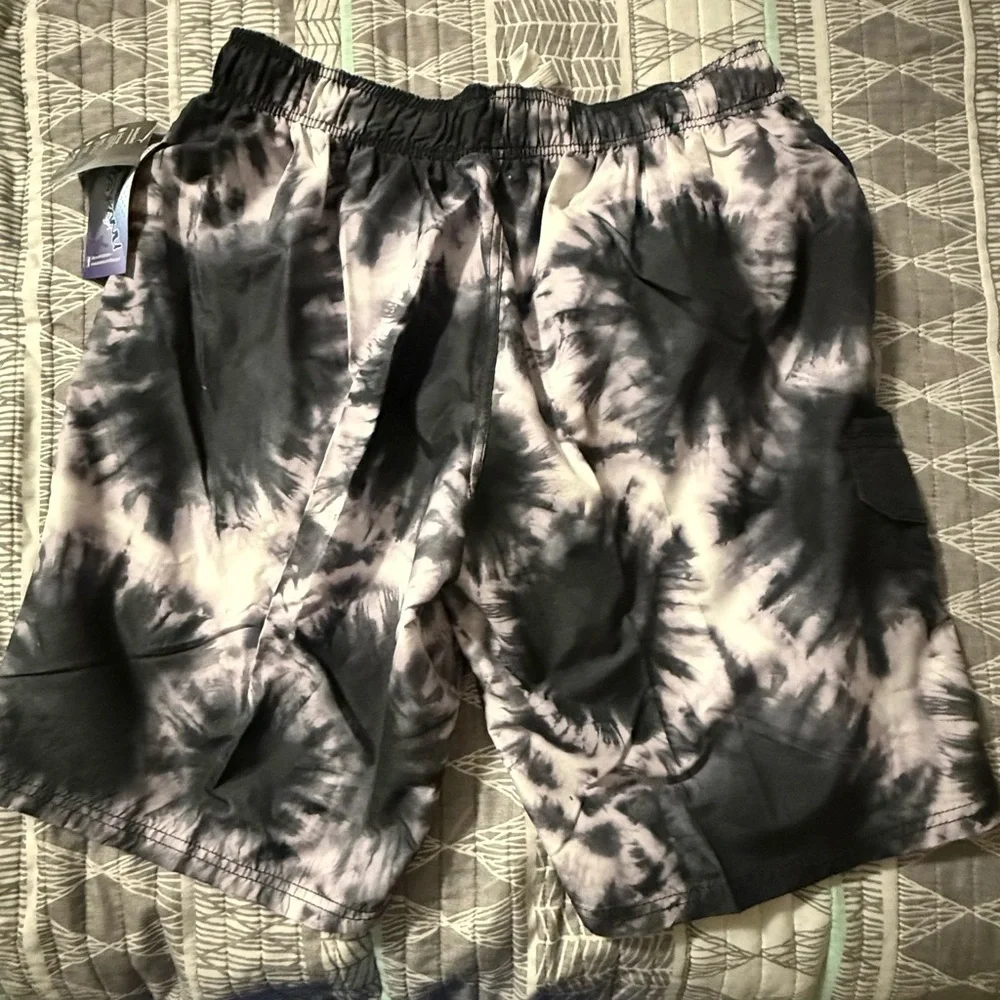 Kanu Surf Monochrome Tie-Dye Board Shorts with Pockets and Lining - Size XL